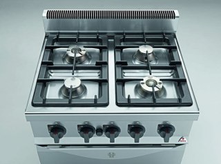 Kuchnia HIGH POWER gazowa 4-palnikowa z piekarnikiem GN2/1 21 kW + 7,8 kW,G7F4+FG Berto's