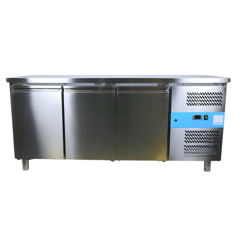 Stół Mroźniczy 3-drzwiowy 417L 1795x700xx850mm GN3100BT