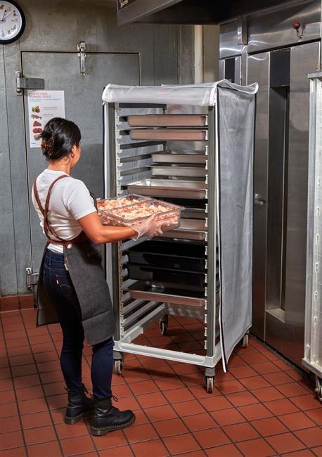 Wózek Camshelving Do Transportu Pojemników 18x GN 2/1 Cambro 835x645x171