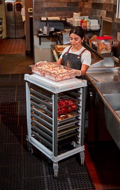 Wózek Camshelving Do Transportu Pojemników 9x GN 1/1 Cambro 730x438x102