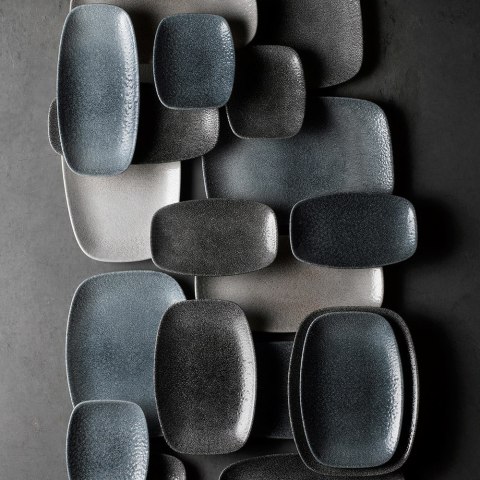 Talerz podłużny Raku Topaz Blue o wym. 269x127 mm Churchill