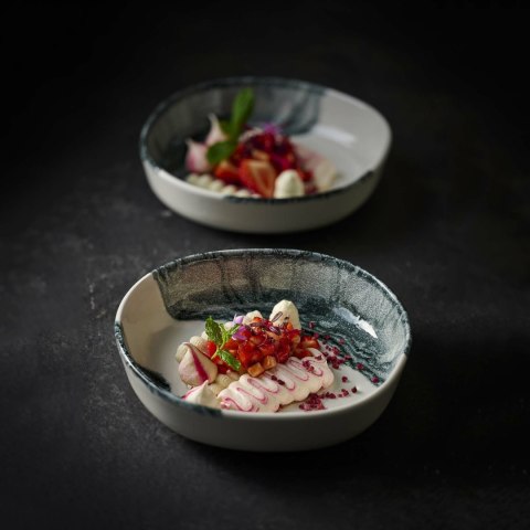 Talerz organiczny z wysokim rantem Tide Black, 200mm Churchill