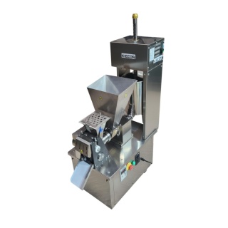 Pierogarka Kiecoń01 Profesjonalna maszyna do produkcji pierogów i uszek