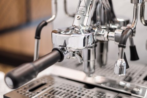 Ekspres ciśnieniowy 1-grupowy kolbowy ONE 2B Dual 1,7+1,5l Resto Quality ONE 2B DUAL