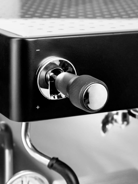 Ekspres do kawy 3-grupowy czarny PID Smartsteam Top Version 4,35 kW Resto Quality EX3 3GR B PID Smartsteam