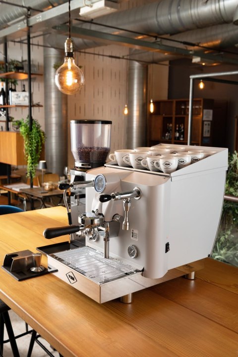 Ekspres kolbowy 1-grupowy Lollo biały gastronomiczny 1,8 kW Resto Quality Lollo 1GR White