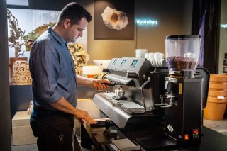 Ekspres kolbowy Tecnique 2B 2-grupowy brązowy system PID Resto Quality Tecnique 2B 2GR Bronze