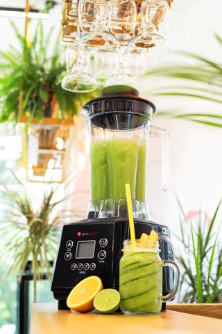 Mikser kielichowy blender barmański tryb pulsacyjny 2 l 2,2 kW Resto Quality RQ-7350