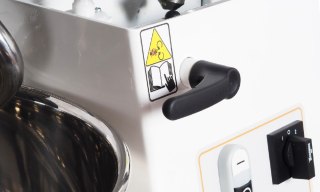 Mikser spiralny podnoszona głowica wyjmowana dzieża 48 l 2,2 kW Resto Quality RTS 50 TR 2V