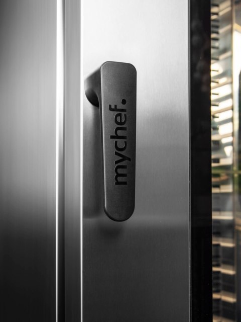 Piec piekarniczo-cukierniczy z wózkiem iBake MAX 16E TSC Resto Quality iBake MAX 16E TSC