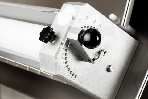 Wałkowarka do ciasta wałki równoległe szerokość 40 cm Resto Quality SMR40D