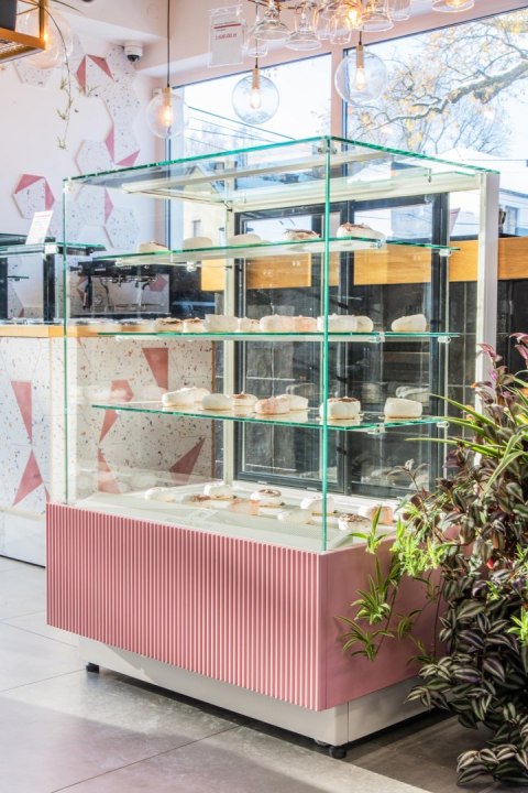 Witryna cukiernicza Dolce Visione Basic 1300 Bianco Resto Quality DOLCE VISIONE 1300 W1 BIANCO